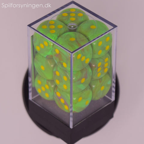 Vortex – 16mm d6 Slime w/yellow Dice Block